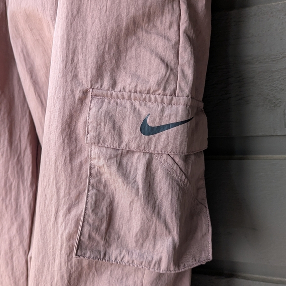 Nike NSW Essential High Rise Woven Cargo Windbreaker Pants Size XL Smoky Mauve - Picture 4 of 10